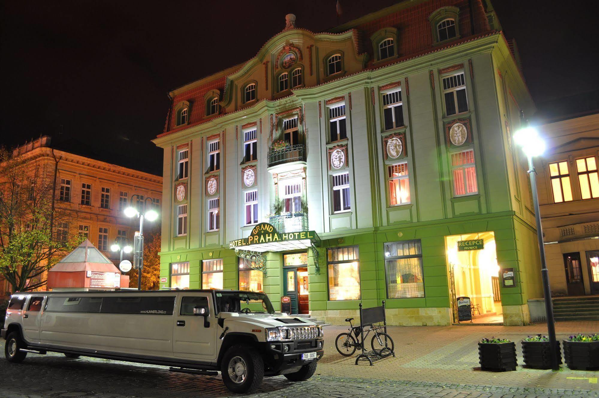 Grand Hotel Praha Jičín Dış mekan fotoğraf